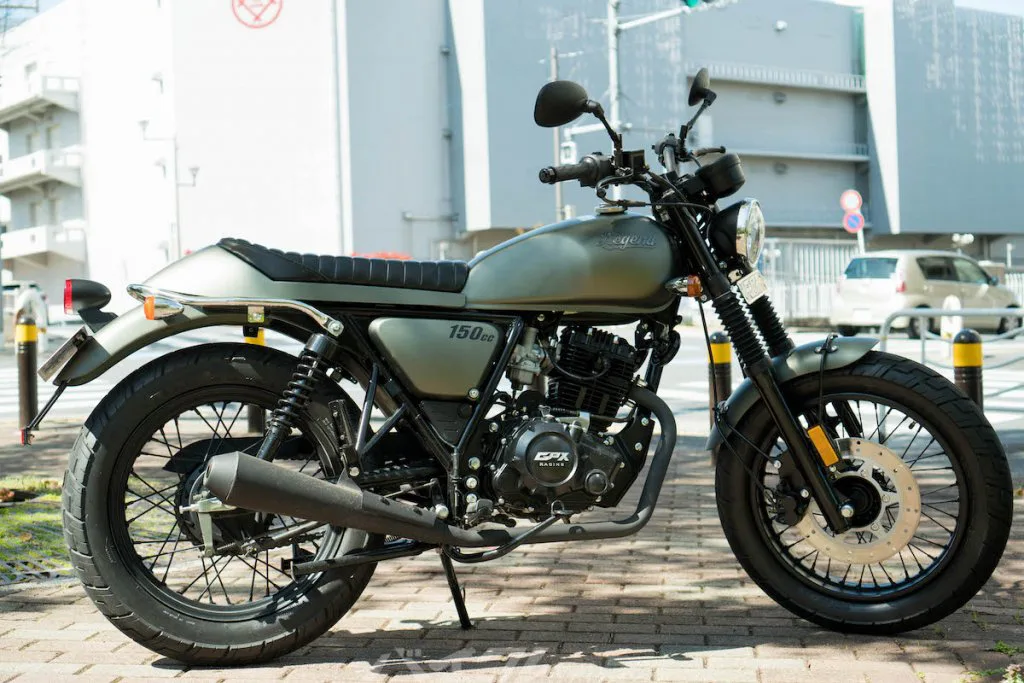 本当に25万円!?】GPX Legend 150Sに乗って分かったメリット
